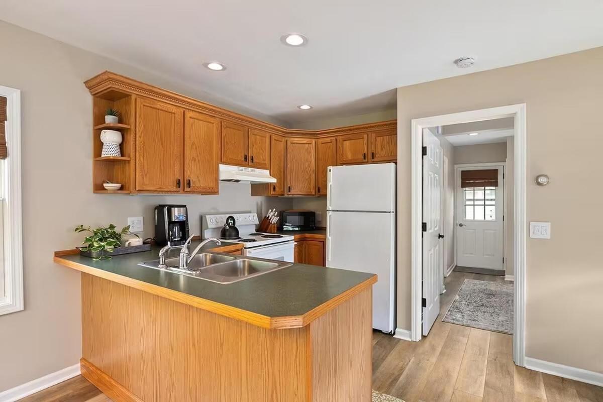 2Min Walk Downtown-Pet Friendly-Offstreet Parking Villa Saugatuck Buitenkant foto